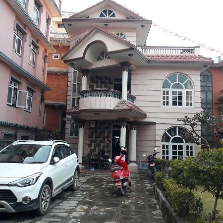 Travelers Home Kathmandu Esterno foto