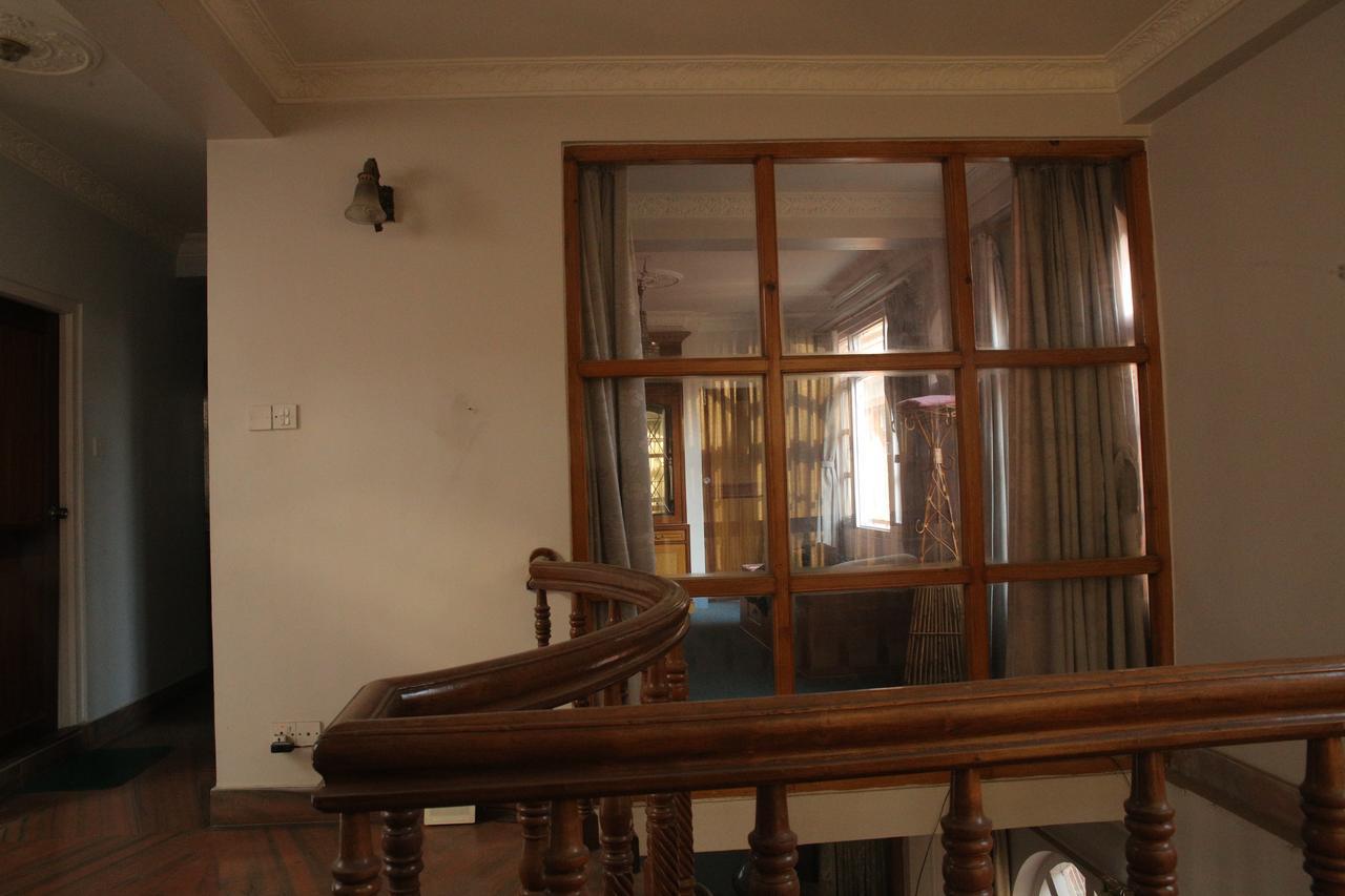 Travelers Home Kathmandu Esterno foto
