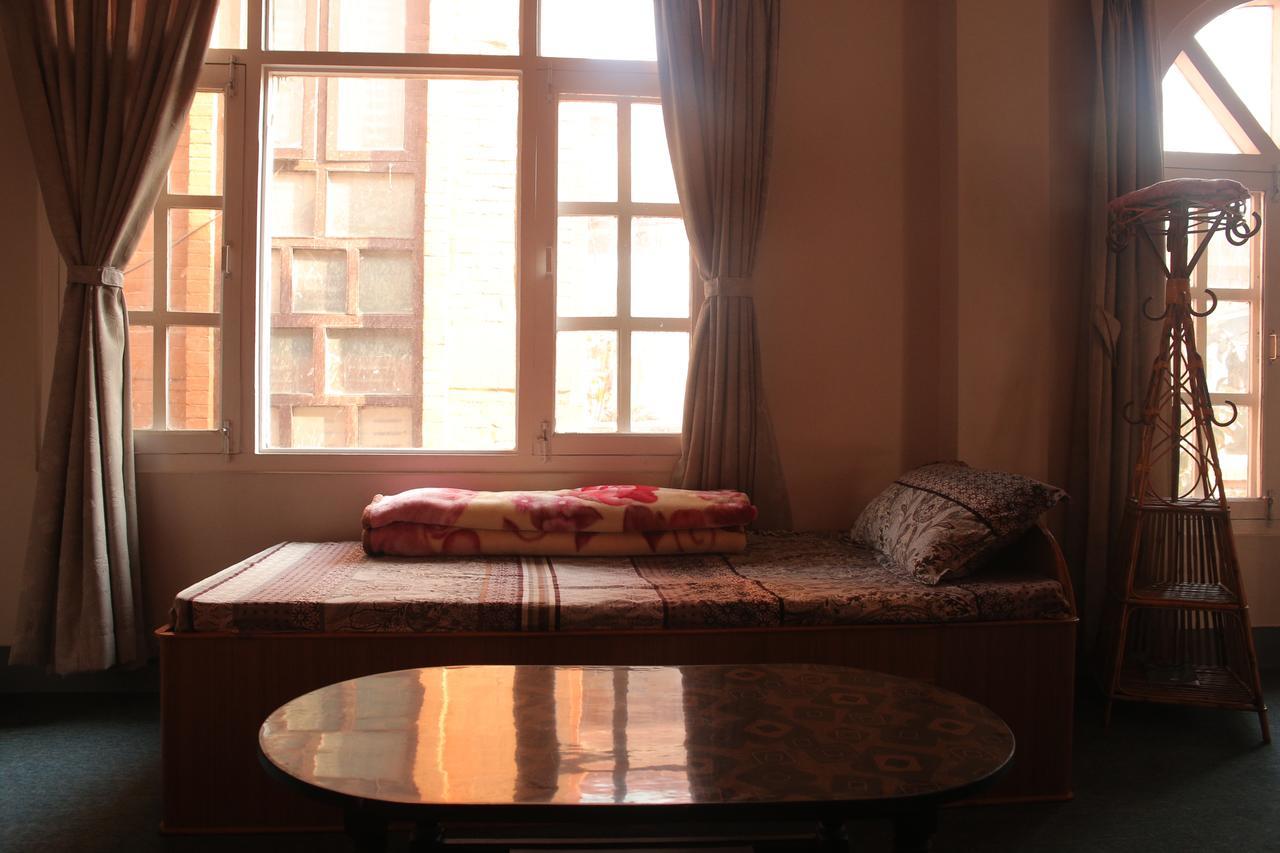 Travelers Home Kathmandu Esterno foto