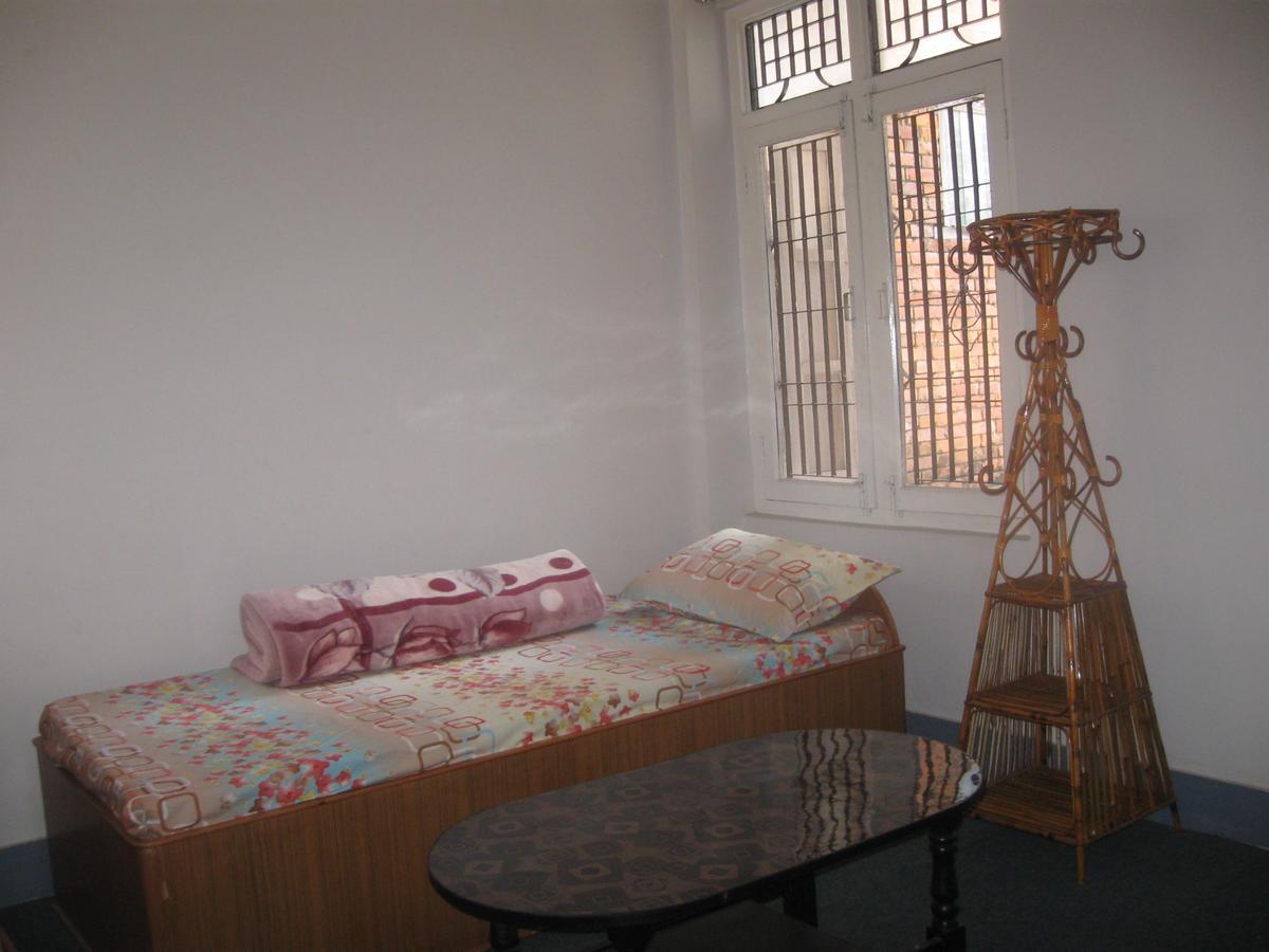 Travelers Home Kathmandu Esterno foto