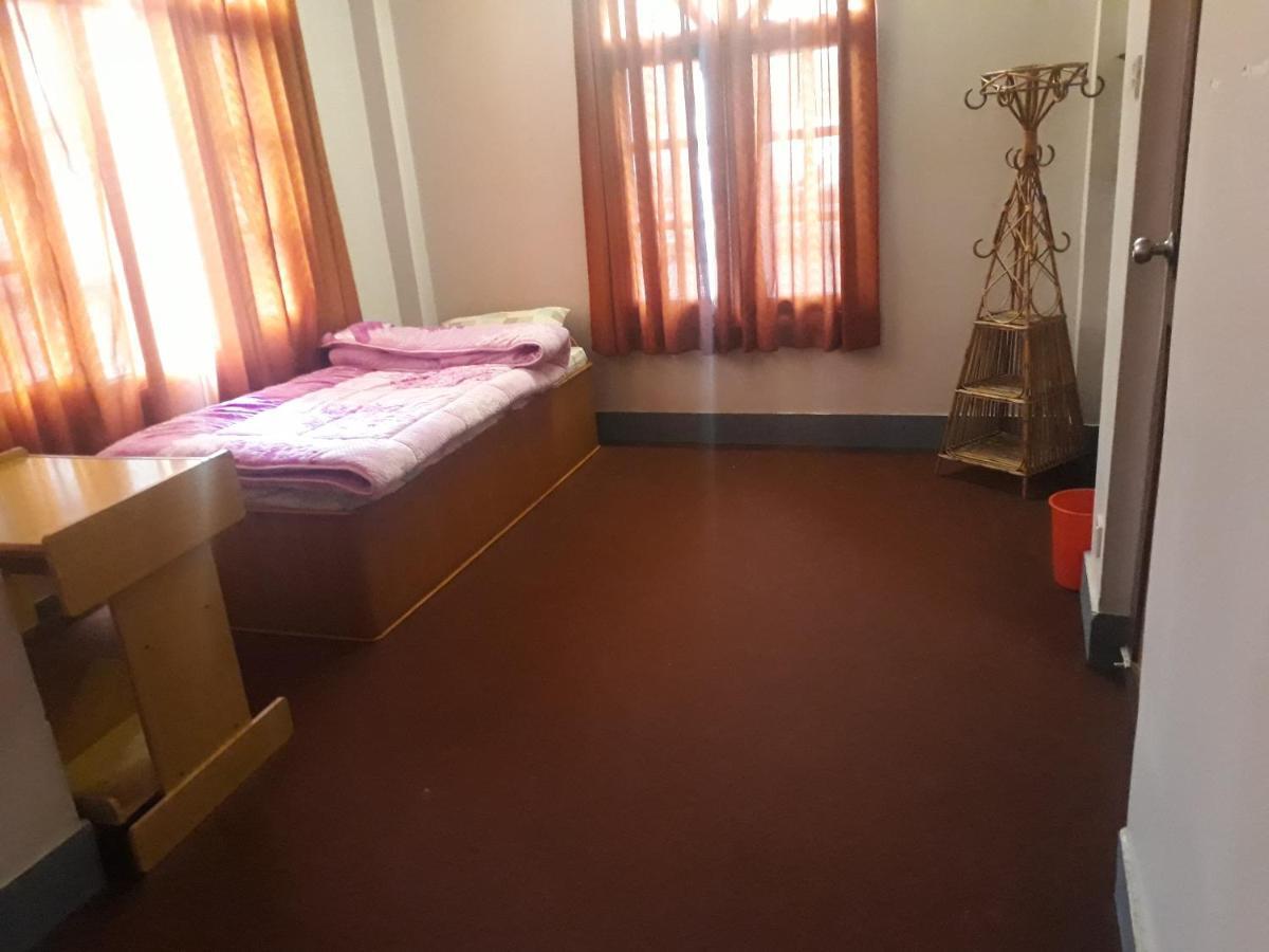 Travelers Home Kathmandu Esterno foto