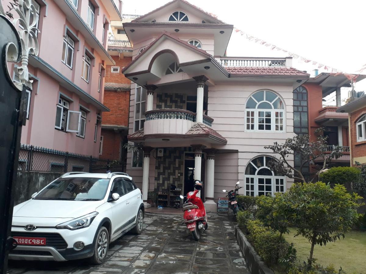 Travelers Home Kathmandu Esterno foto